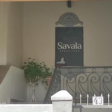 Savala House Leon Villa Екстериор снимка